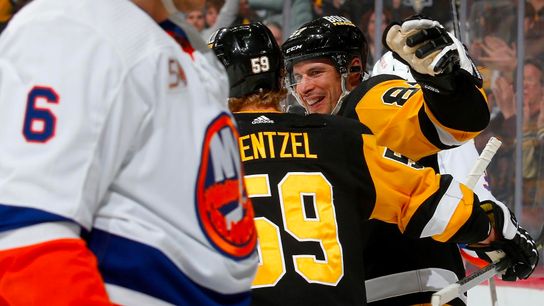 Final: Islanders 4, Penguins 2 taken at PPG Paints Arena (Live coverage)